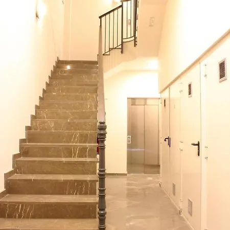 Los Patios De Beatas Apartment Malaga